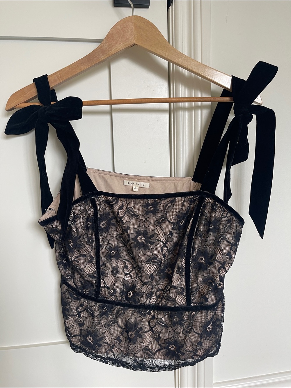 Baevely light pink and Black Lace Overlay velvet Tie-Strap Bustier Top +side zip